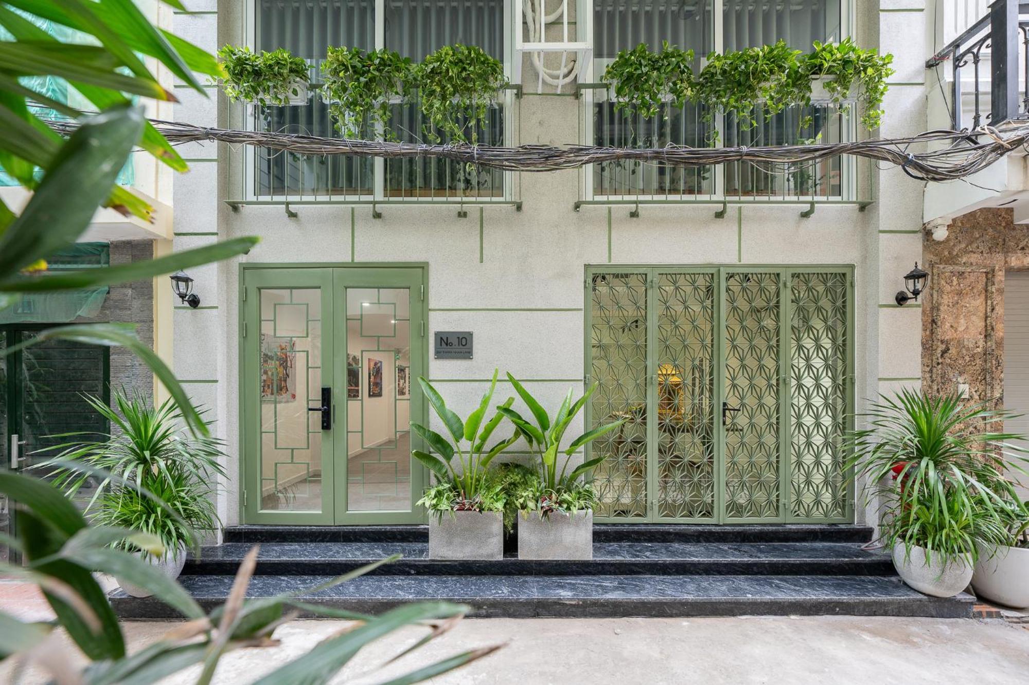 Location/Big Group/Private Villa With Pool And Kitchen ハノイ市 エクステリア 写真