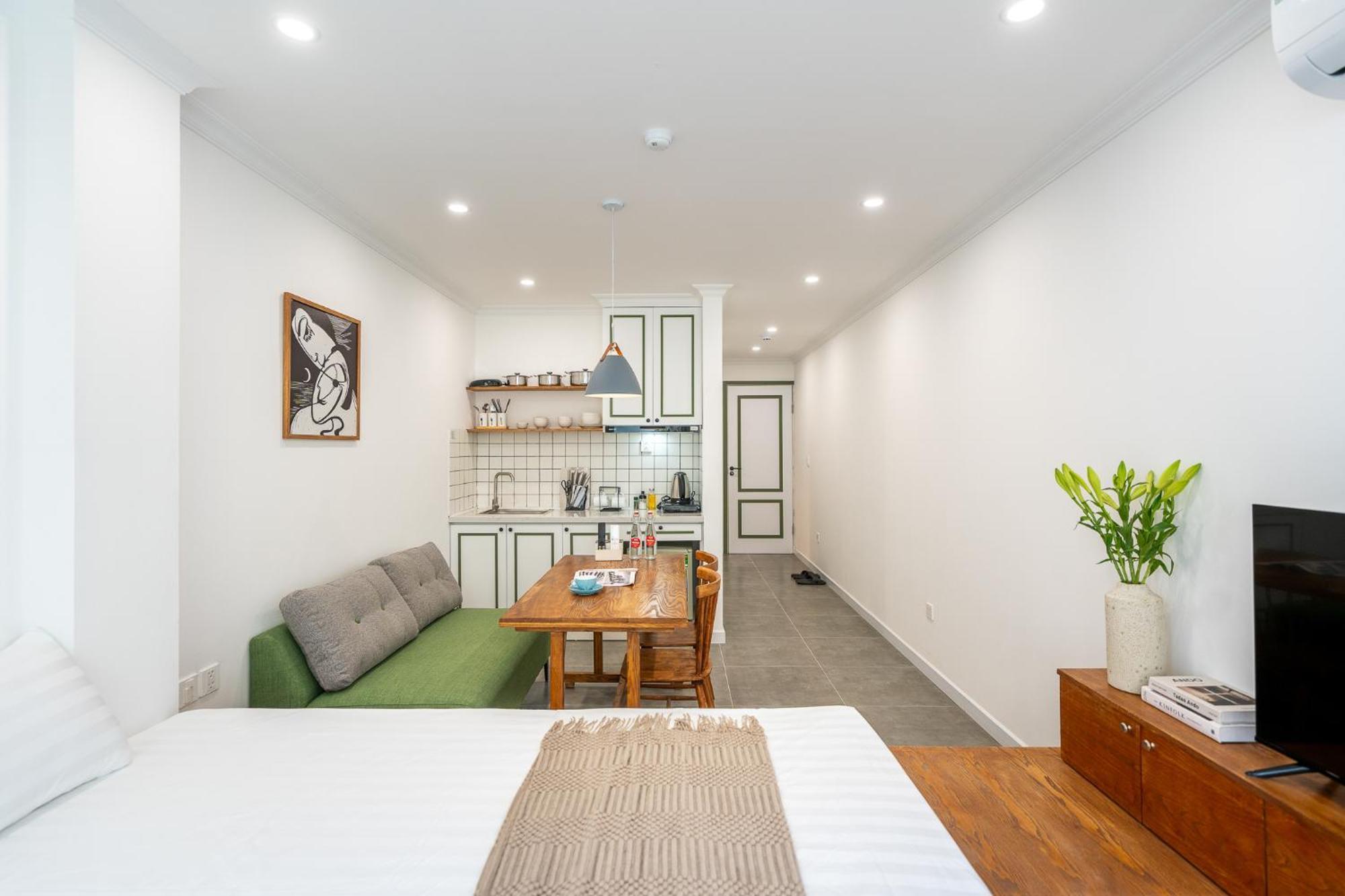 Location/Big Group/Private Villa With Pool And Kitchen ハノイ市 エクステリア 写真