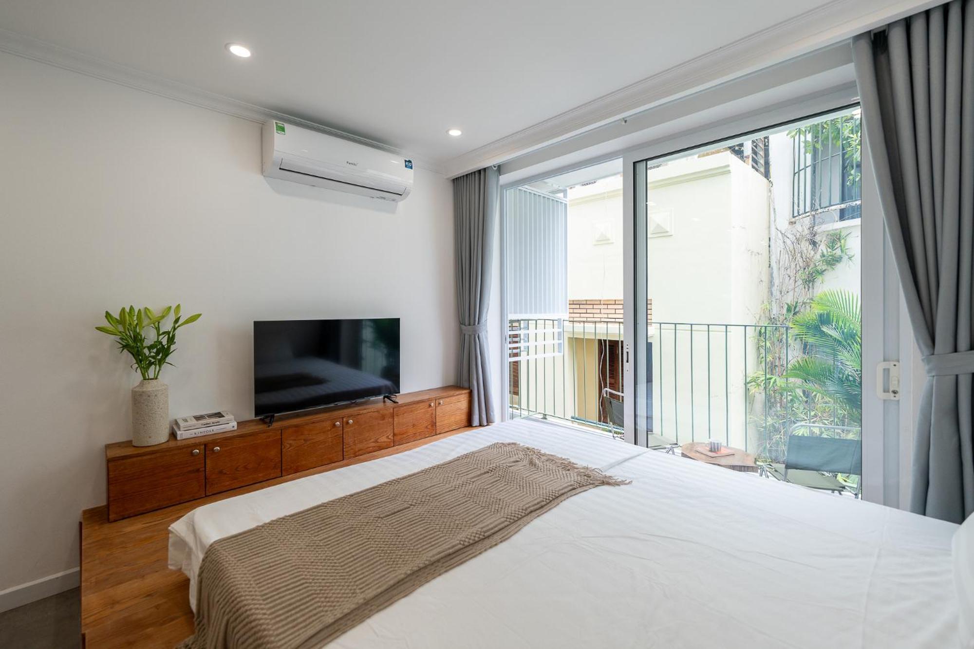 Location/Big Group/Private Villa With Pool And Kitchen ハノイ市 エクステリア 写真