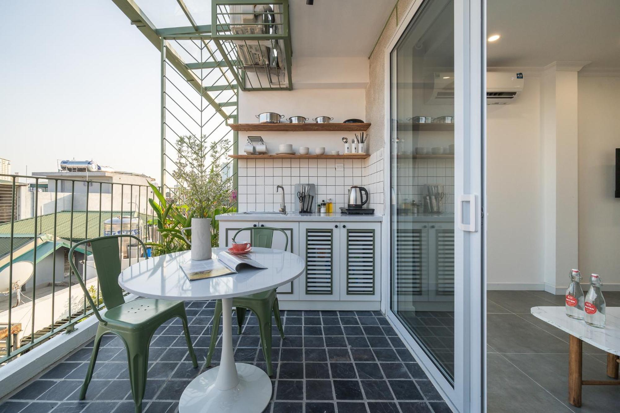 Location/Big Group/Private Villa With Pool And Kitchen ハノイ市 エクステリア 写真
