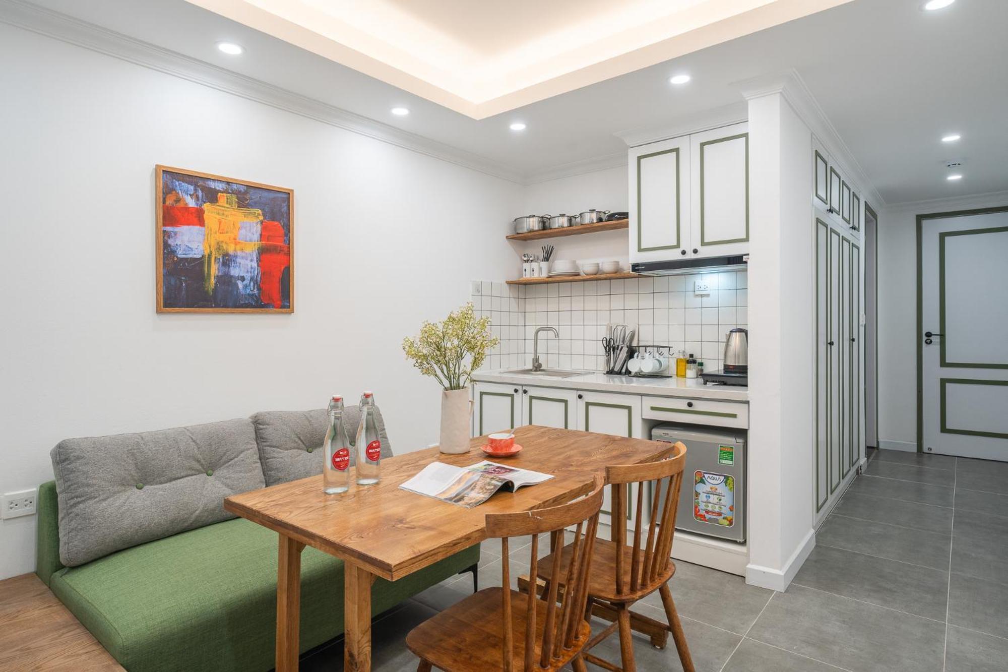 Location/Big Group/Private Villa With Pool And Kitchen ハノイ市 エクステリア 写真