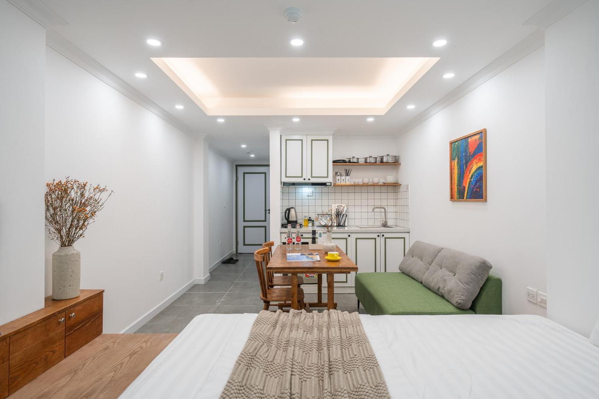 Location/Big Group/Private Villa With Pool And Kitchen ハノイ市 エクステリア 写真