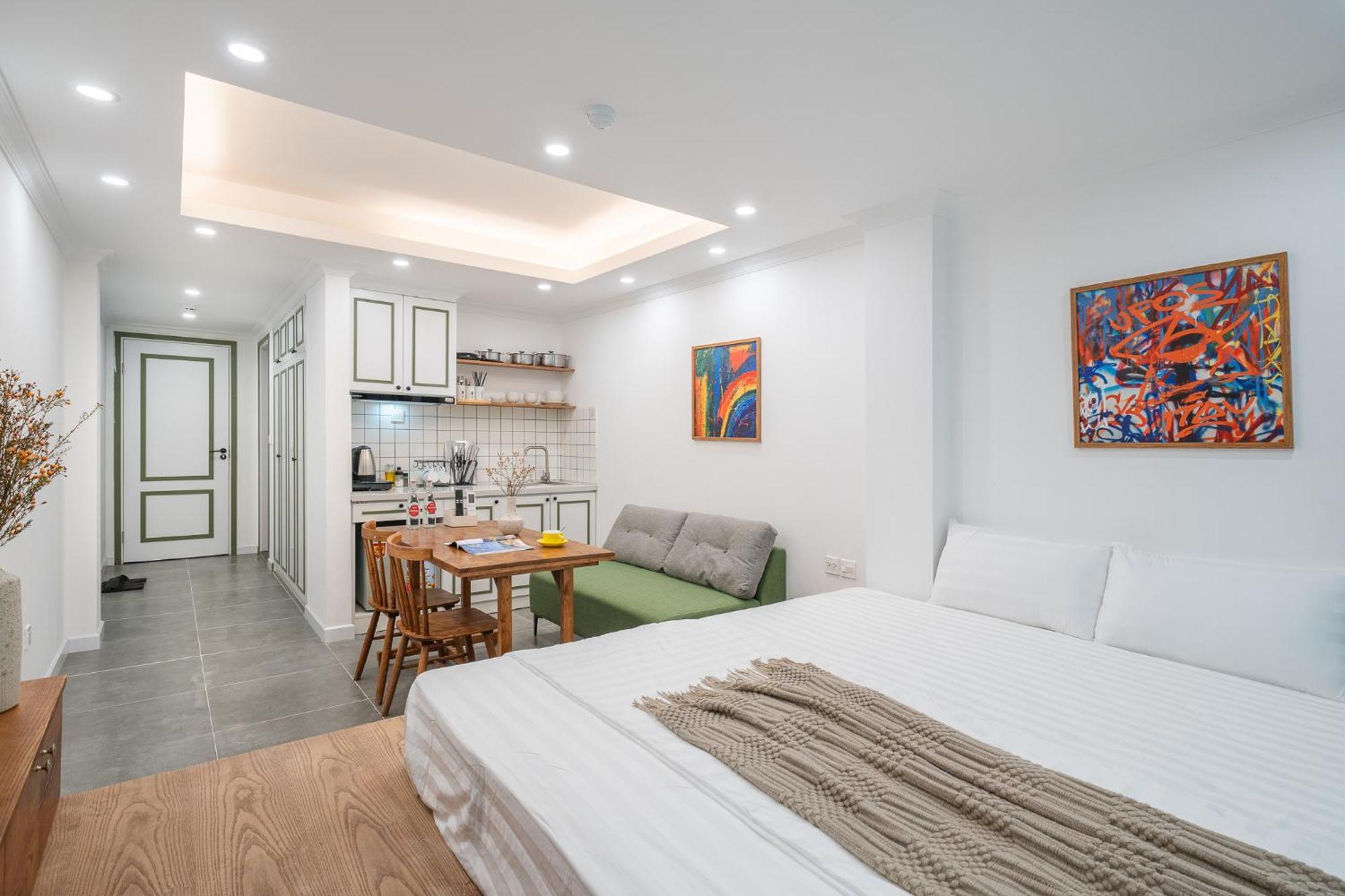 Location/Big Group/Private Villa With Pool And Kitchen ハノイ市 エクステリア 写真